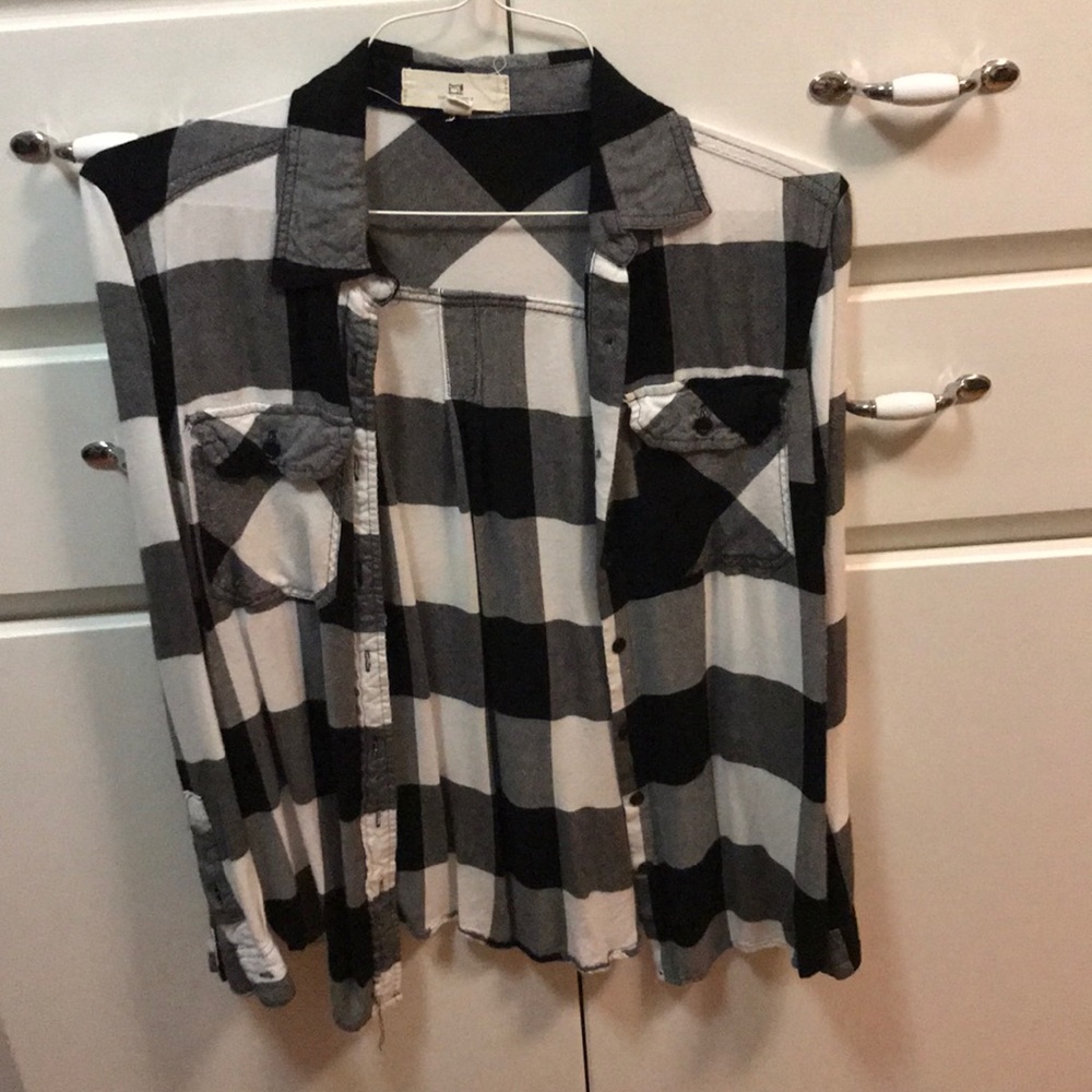 B/w buffalo plaid flannel